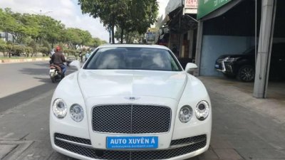 Bentley Continental 2014 - Bán Bentley Continental Flying Spur 6.0L đời 2014, màu trắng, xe nhập