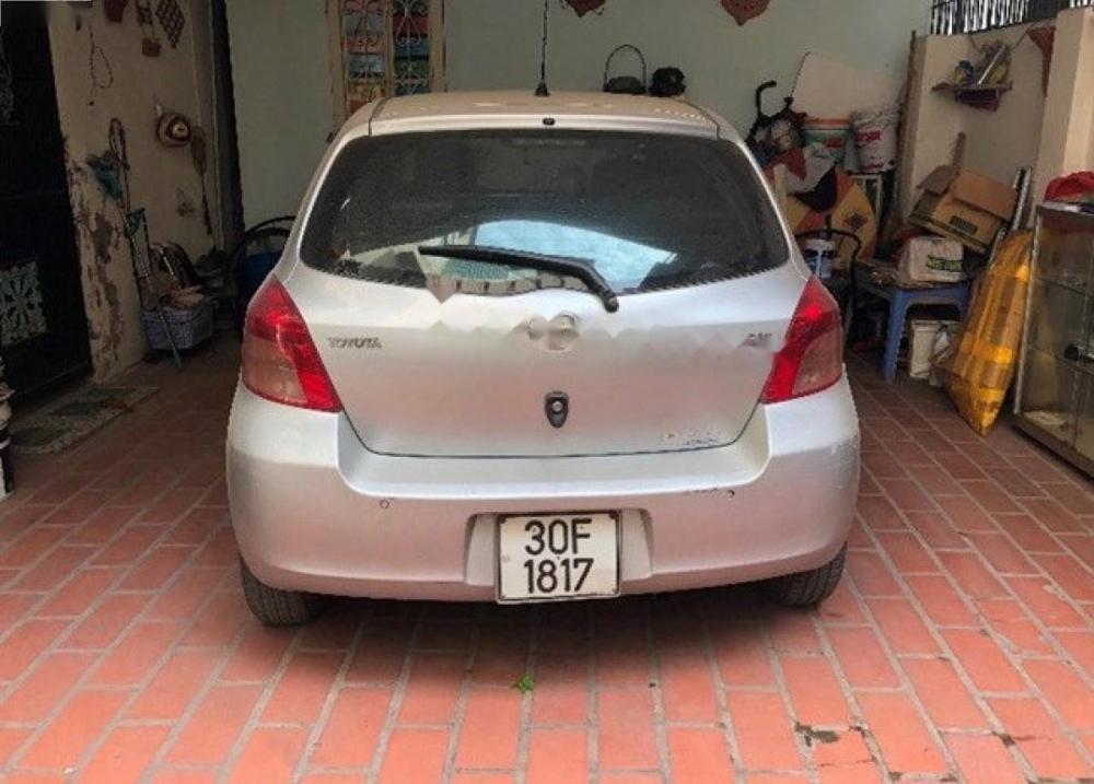 Toyota Yaris 2008 - Bán Toyota Yaris 2008, màu bạc, nhập khẩu  