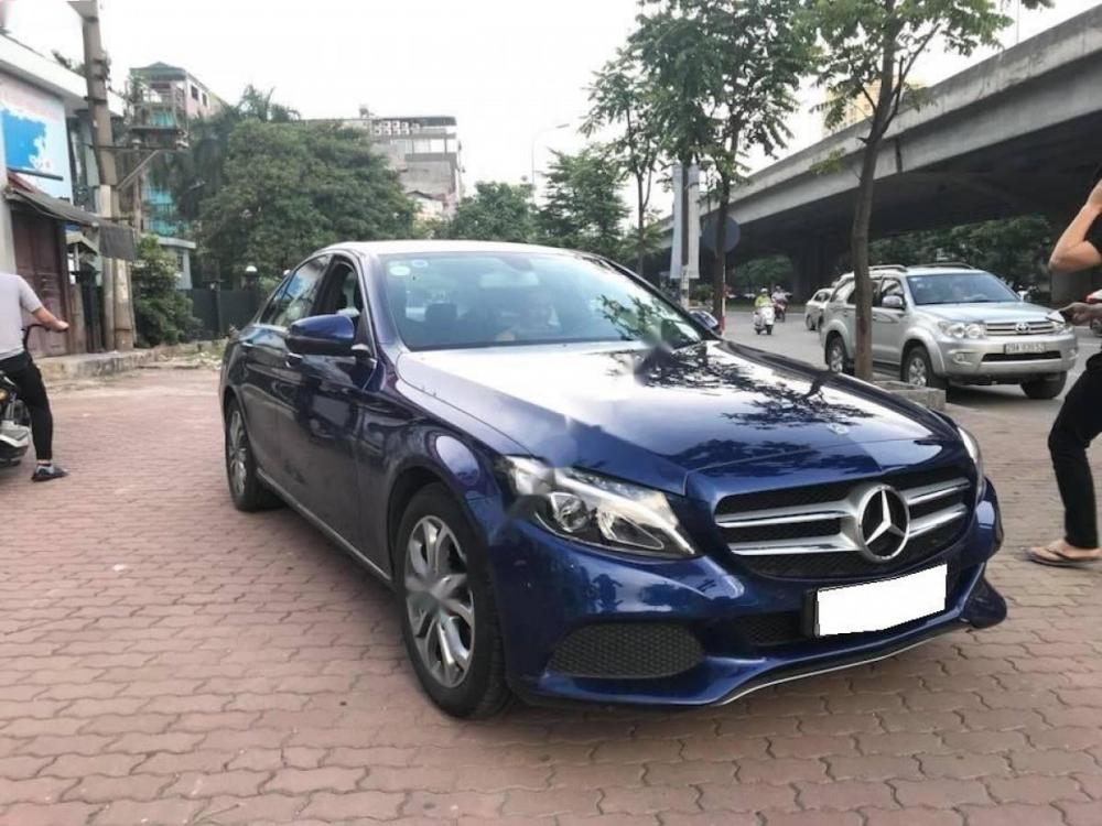 Mercedes-Benz C class C200 2017 - Bán Mercedes C200 sản xuất 2017, màu xanh lam