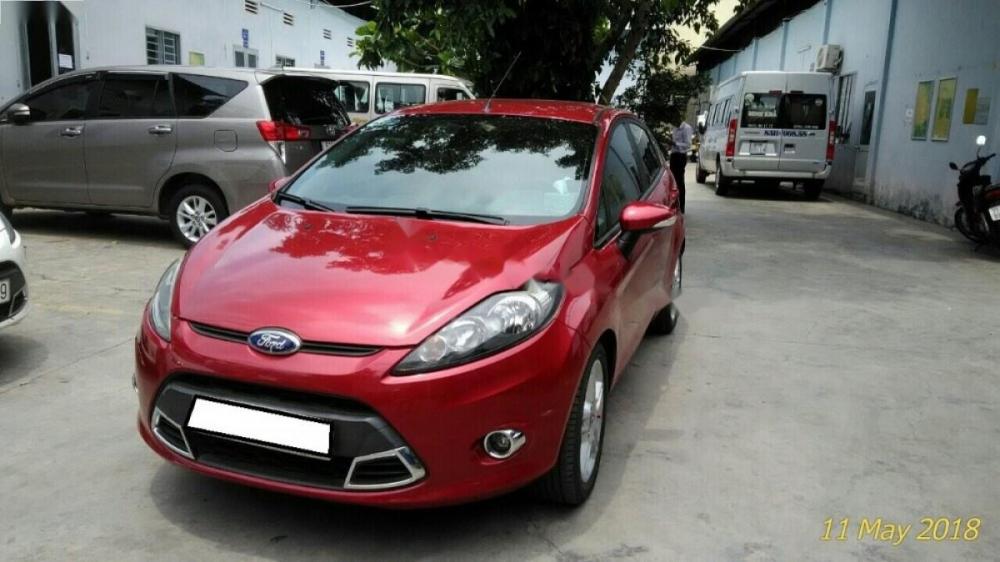 Ford Fiesta S 1.6 AT 2011 - Bán Ford Fiesta S 1.6 AT đời 2011, màu đỏ, 350 triệu