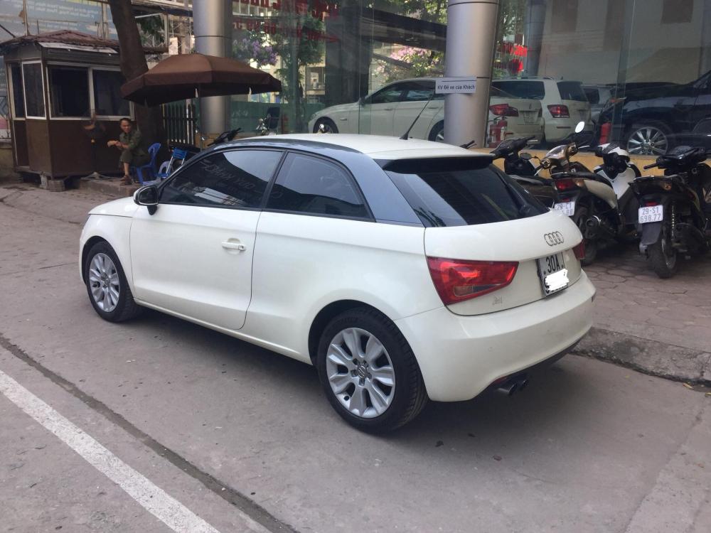 Audi A1 2010 - Bán Audi A1 năm sản xuất 2010, màu trắng nhập khẩu nguyên chiếc