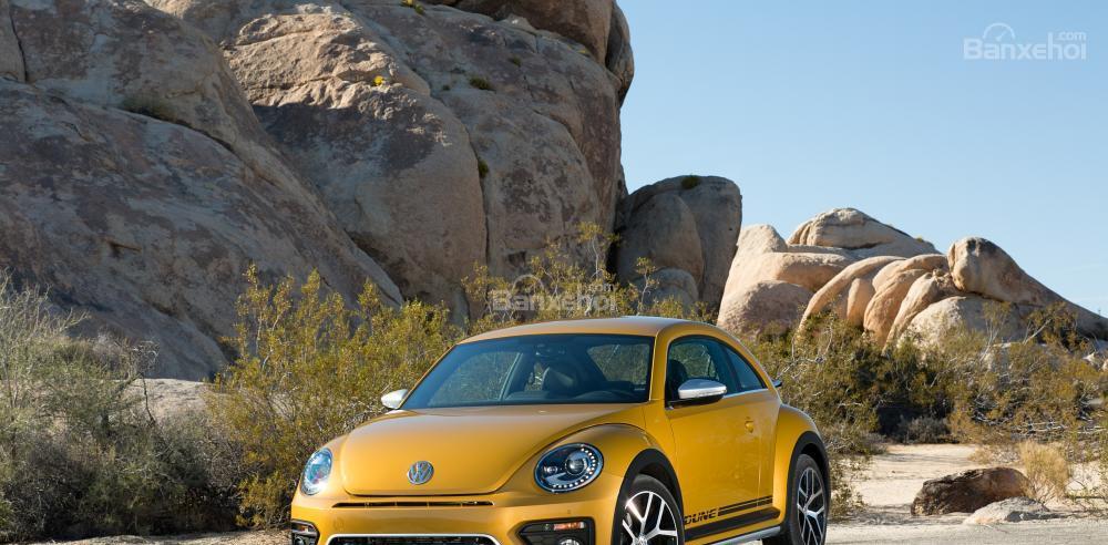 Volkswagen Beetle E 2016 - Bán ô tô Volkswagen Beetle E năm 2016, màu vàng, nhập khẩu nguyên chiếc