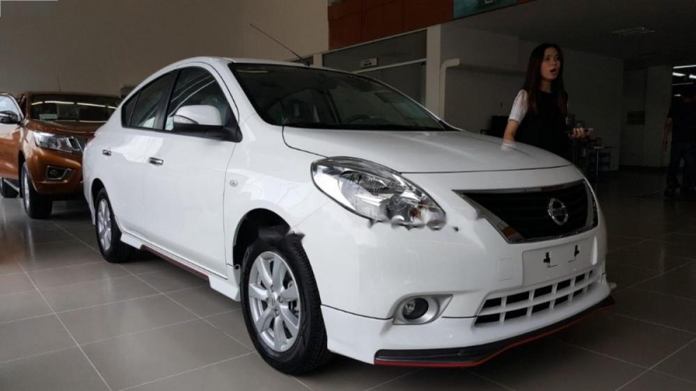 Nissan Sunny XV Premium S 2018 - Bán Nissan Sunny XV 1.5L AT sản xuất 2018, màu trắng