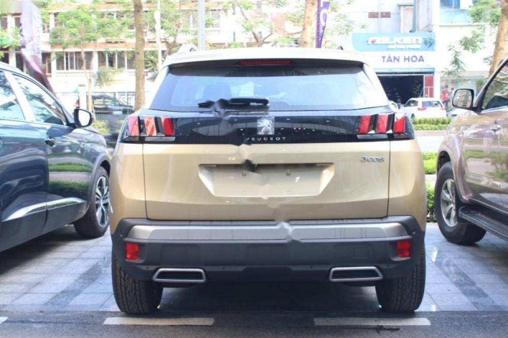 Peugeot 3008 1.6 AT 2018 - Bán Peugeot 3008 1.6 AT năm sản xuất 2018, màu vàng