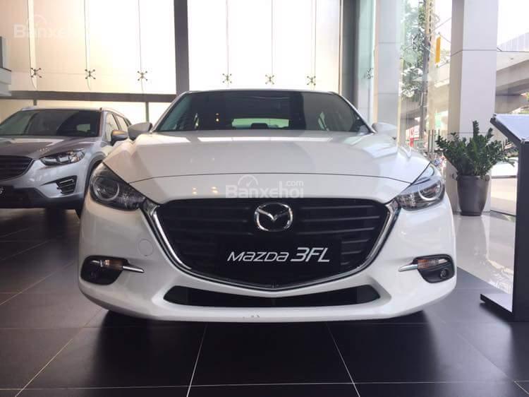Mazda 3 2018 - Mazda Nguyễn Trãi - trả trước 130 triệu nhận ngay Mazda 3 2018 full màu, sẵn xe, lãi suất thấp. LH 0978.586.999