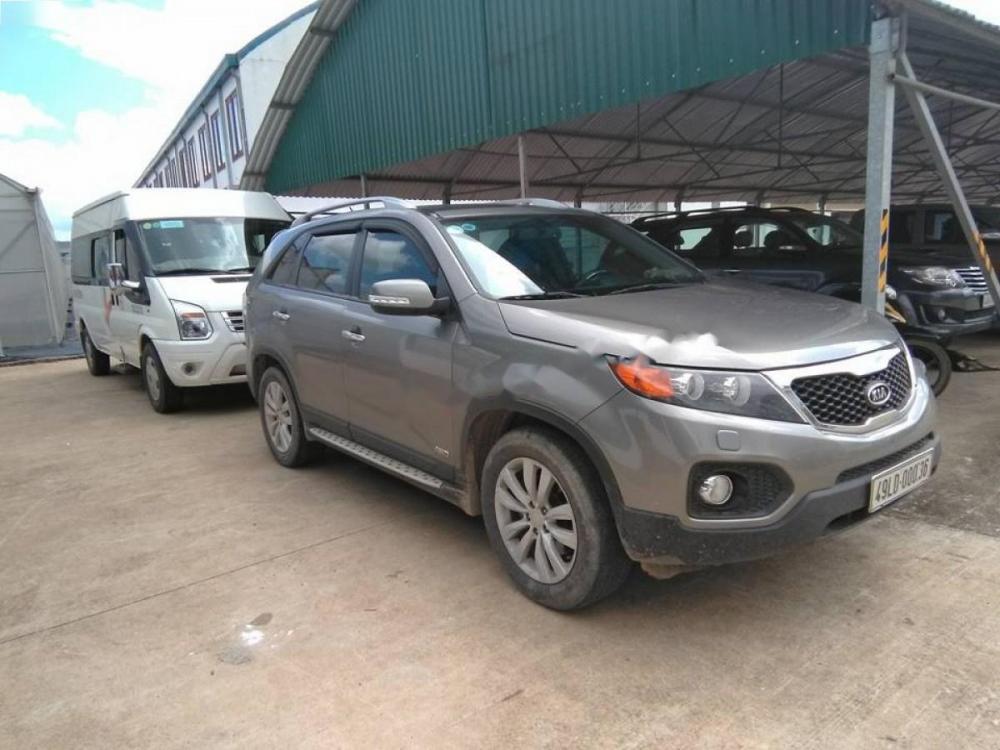 Kia Sorento GAT 2.4L 4WD 2013 - Bán Kia Sorento GAT 2.4L 4WD 2013, màu xám 