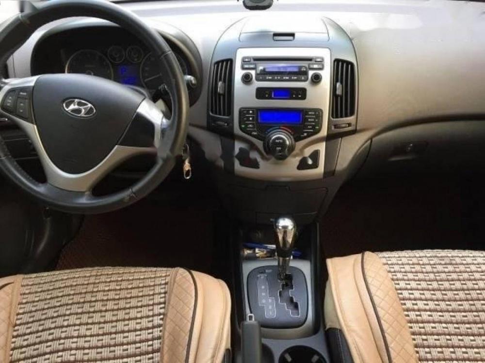 Hyundai i30 CW 2013 - Bán Hyundai i30 CW đời 2013, xe nhập chính chủ, giá 375tr