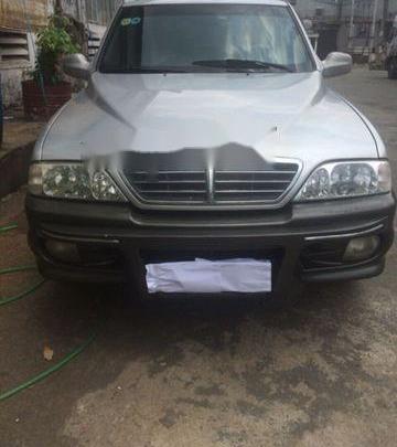 Ssangyong Musso 2004 - Bán ô tô Ssangyong Musso năm 2004, màu bạc 