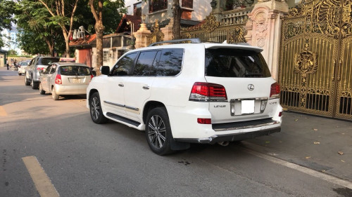 Lexus LX   AT  2007 - Cần bán gấp Lexus LX AT 2007, màu trắng, nhập khẩu