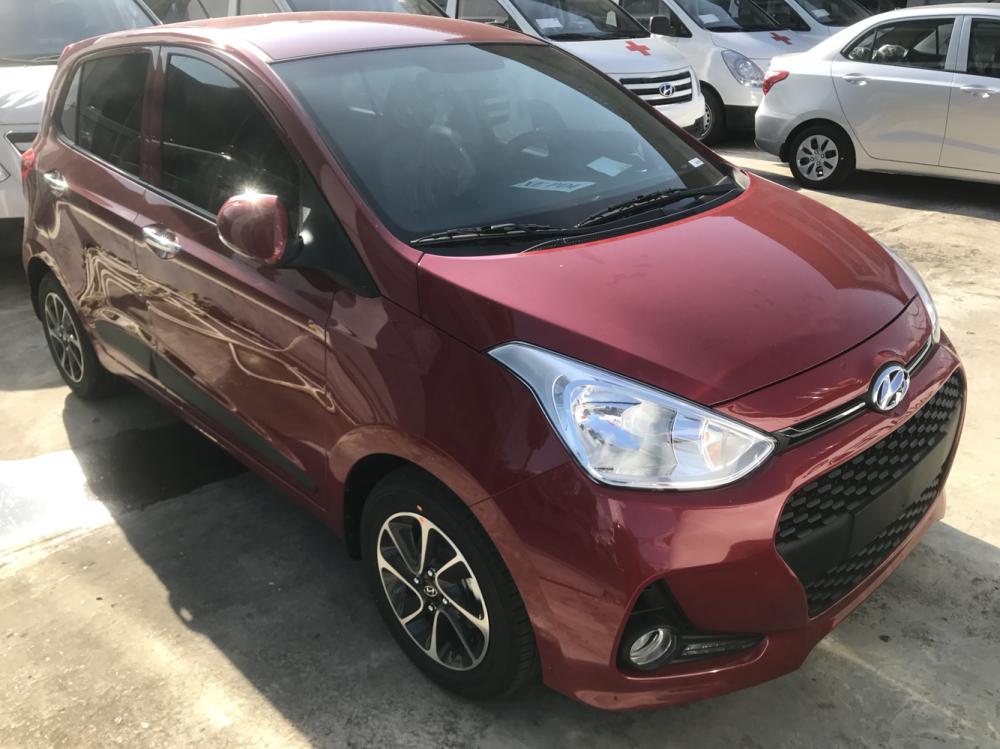 Hyundai Grand i10 1.2AT 2018 - Bán xe Hyundai Grand i10 sản xuất 2018 màu đỏ, 420 triệu