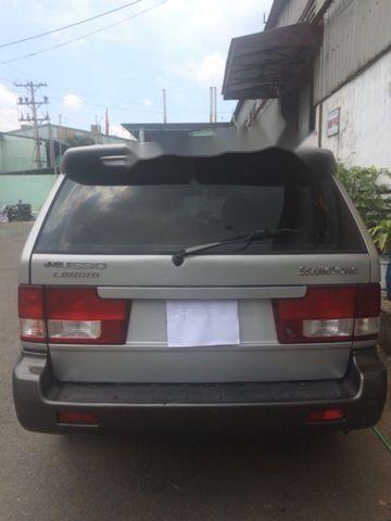 Ssangyong Musso 2004 - Bán ô tô Ssangyong Musso năm 2004, màu bạc 