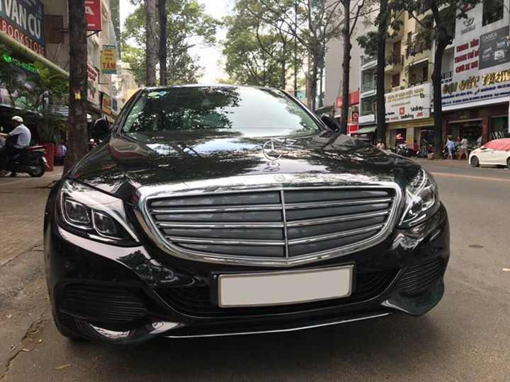 Mercedes-Benz C class C250 2017 - Bán xe Mercedes C250 2017. Thanh toán 500 triệu, nhận xe với gói vay ưu đãi