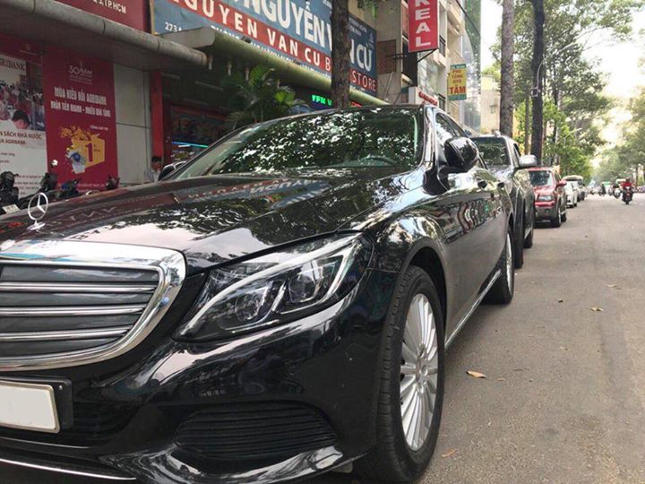 Mercedes-Benz C class C250 2017 - Bán xe Mercedes C250 2017. Thanh toán 500 triệu, nhận xe với gói vay ưu đãi