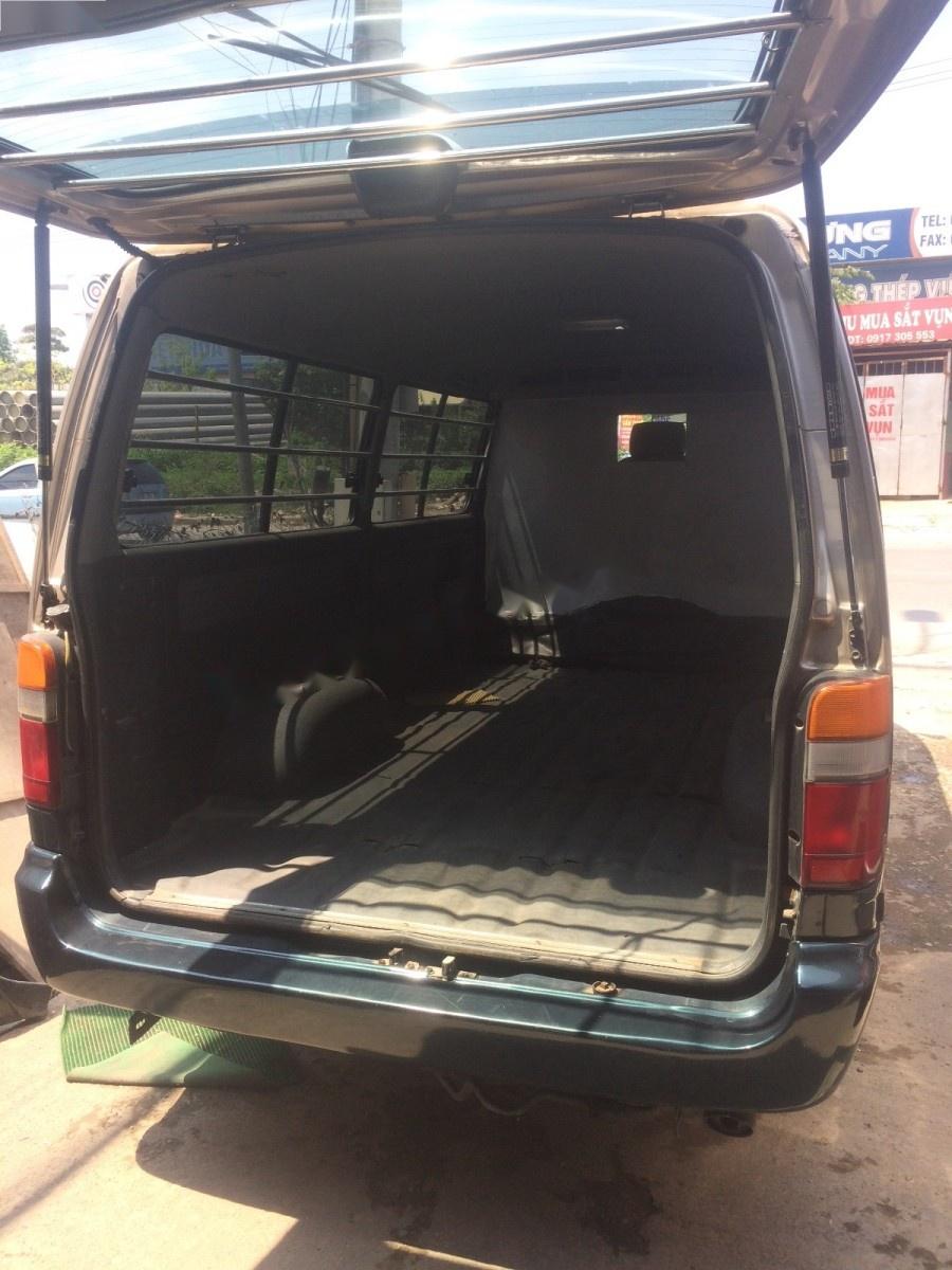 Toyota Hiace   2004 - Chính chủ bán Toyota Hiace sản xuất 2004, màu ghi hồng