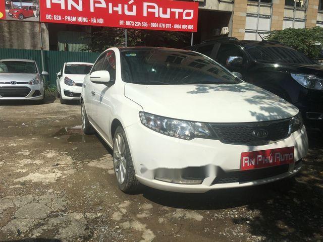 Kia Forte   AT  2013 - Bán ô tô Kia Forte AT năm 2013, màu trắng, 460 triệu