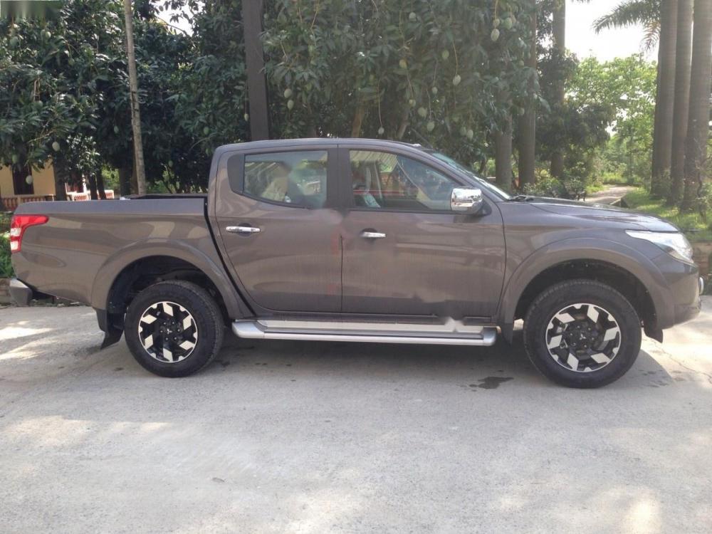 Mitsubishi Triton 4x4 AT Mivec 2018 - Bán Mitsubishi Triton 4x4 AT Mivec đời 2018, màu nâu, xe nhập