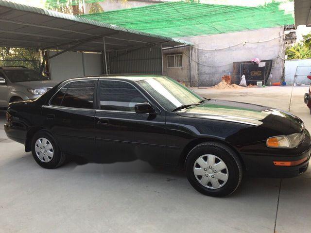 Toyota Camry 1993 - Bán Toyota Camry đời 1993, màu đen 