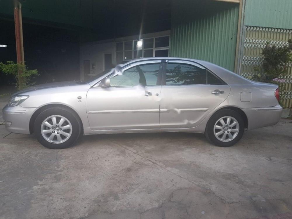 Toyota Camry 3.0V 2002 - Bán xe Toyota Camry 3.0V đời 2002, màu xám 