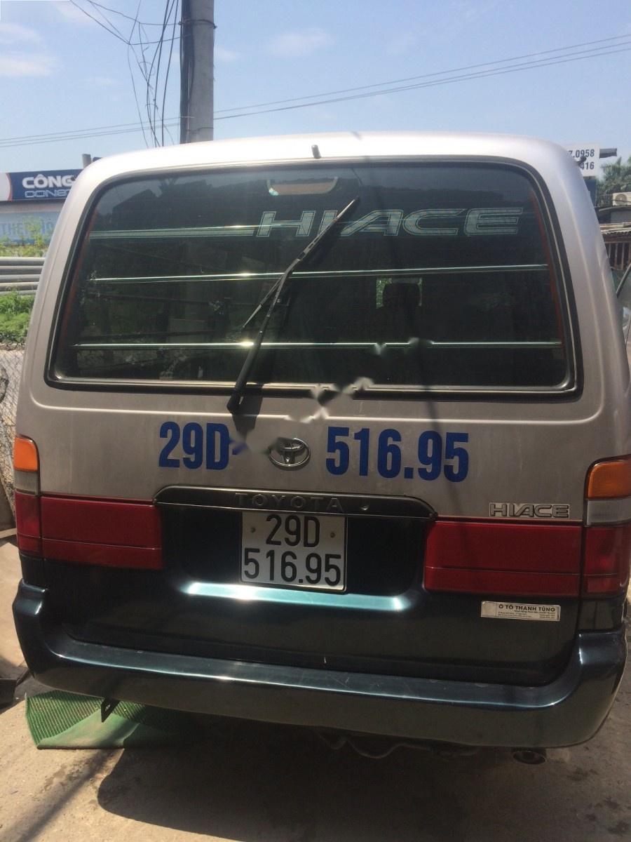 Toyota Hiace   2004 - Chính chủ bán Toyota Hiace sản xuất 2004, màu ghi hồng