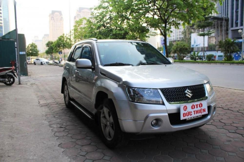 Suzuki Grand vitara  2.0AT 2011 - Ô tô Đức Thiện bán xe Suzuki Grand Vitara 2.0AT năm 2011, màu bạc, nhập khẩu