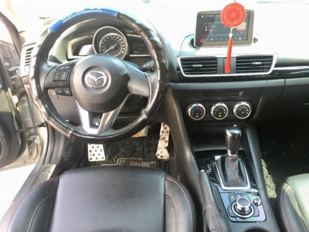 Mazda 3 2015 - Chính chủ bán xe Mazda 3 năm sản xuất 2015, màu xám