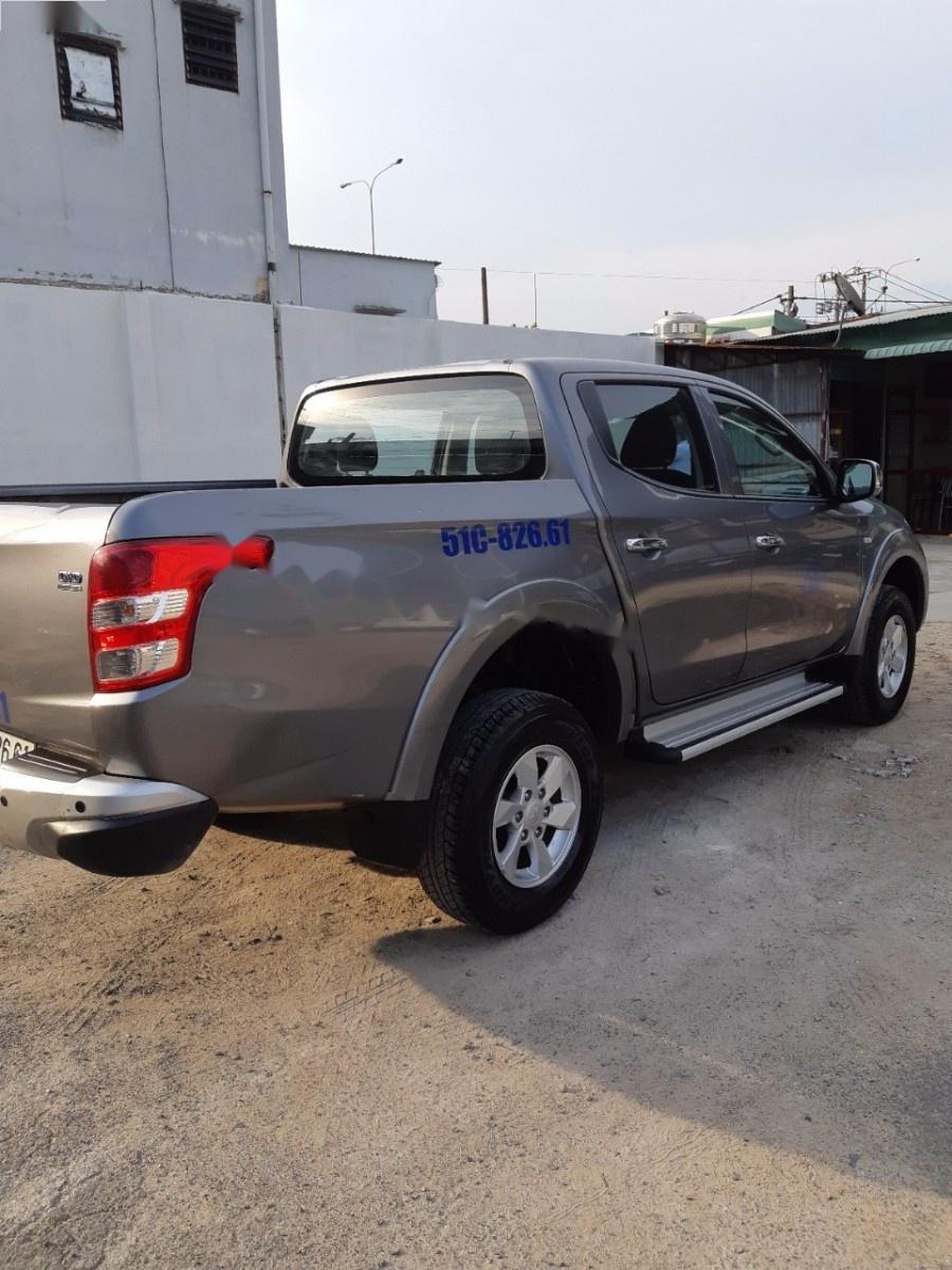 Mitsubishi Triton 4x2 MT 2016 - Bán Mitsubishi Triton 2.5MT sản xuất 2016, màu xám, xe nhập