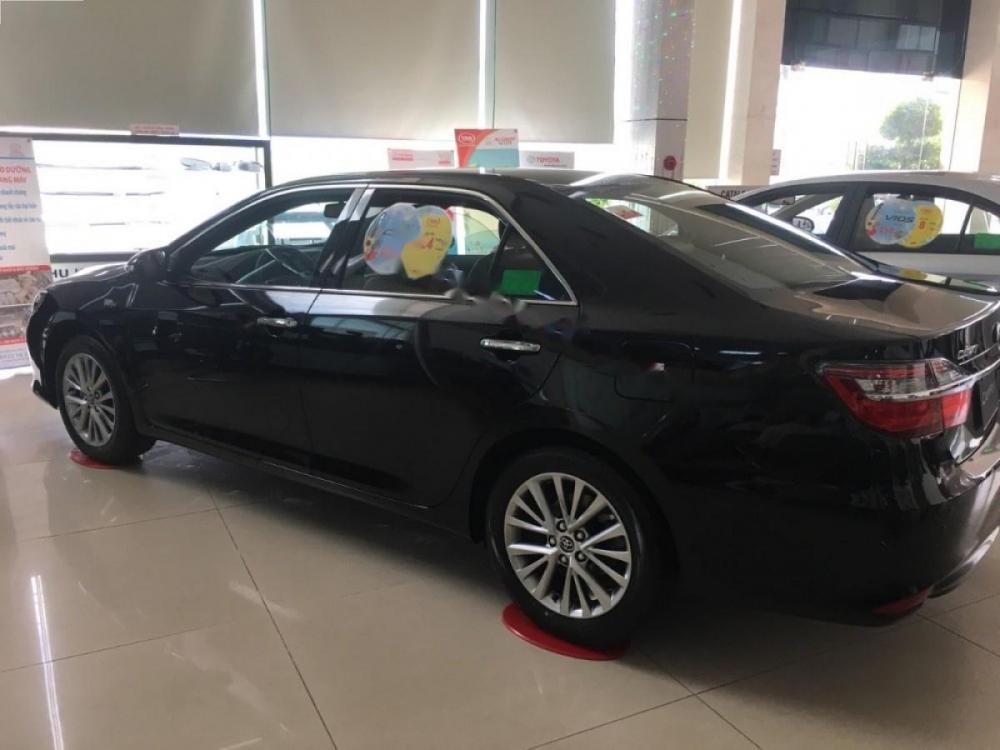 Toyota Camry 2.5Q 2018 - Cần bán xe Toyota Camry 2.5Q đời 2018, màu đen