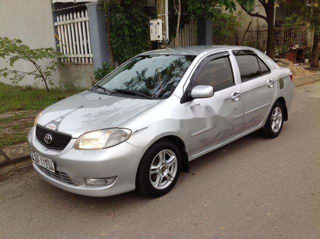 Toyota Vios 2006 - Bán Toyota Vios đời 2006, màu bạc số sàn