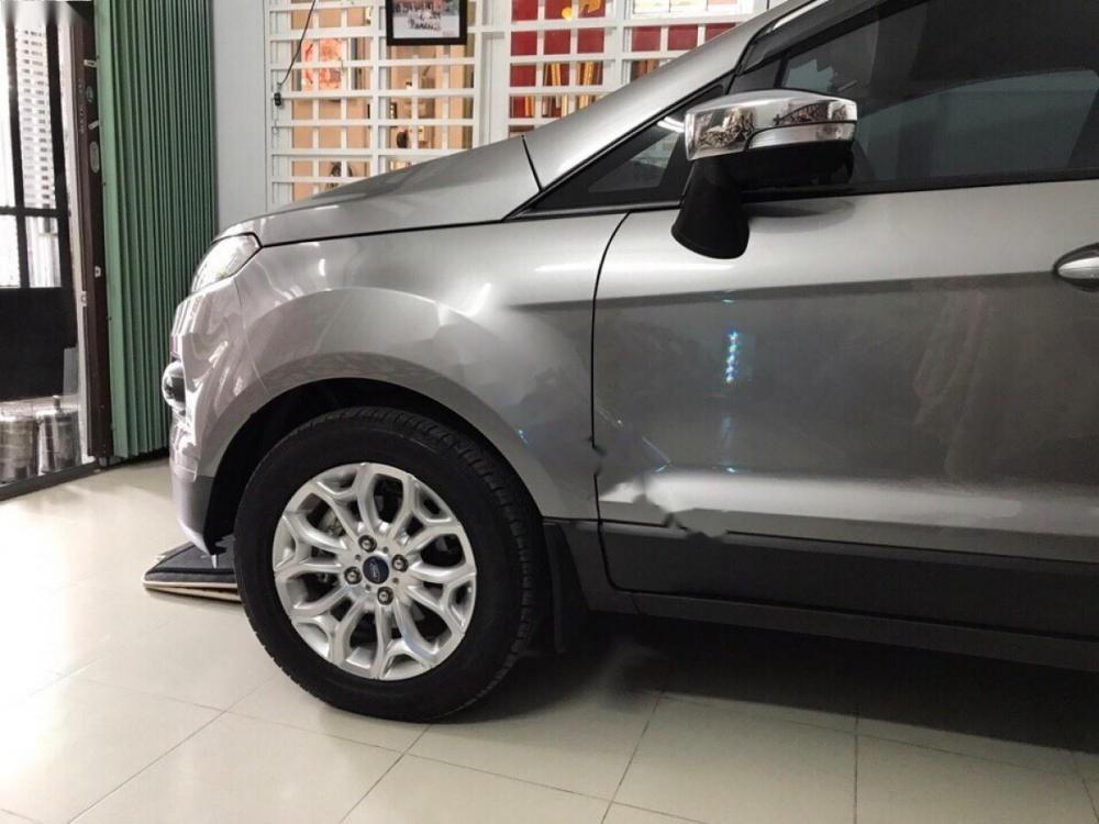 Ford EcoSport Titanium 2015 - Bán Ford EcoSport Titanium đời 2015, màu xám số tự động
