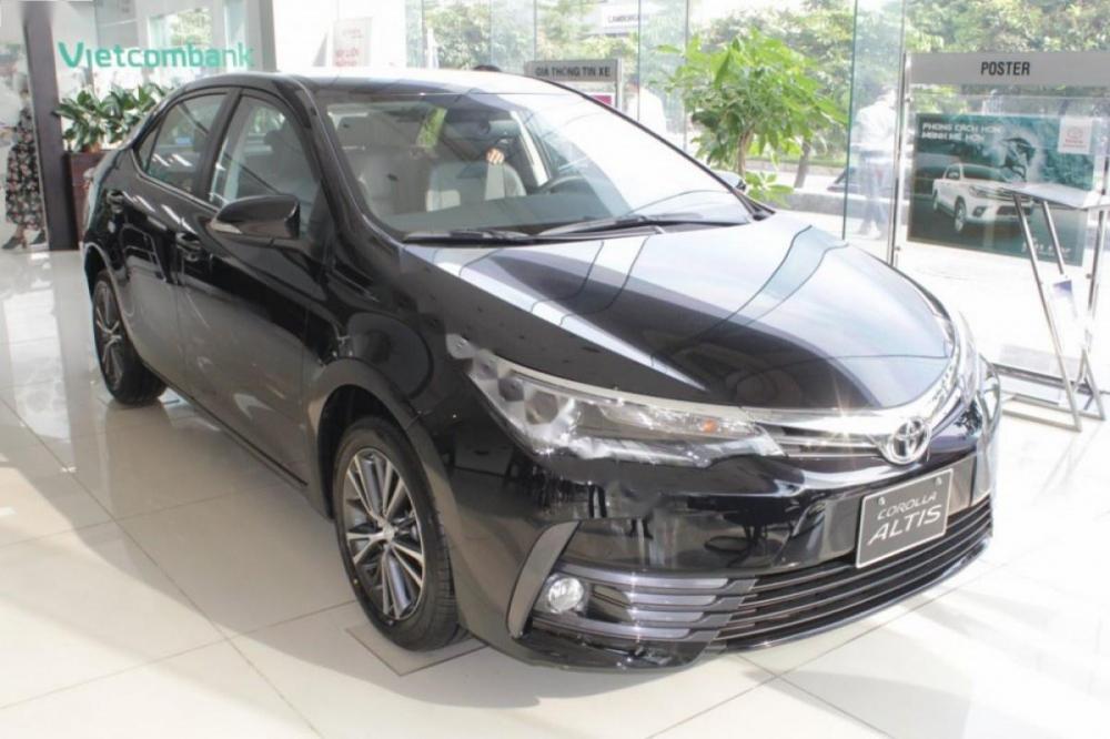 Toyota Corolla altis 2.0V AT 2018 - Bán Toyota Corolla altis 2.0V AT đời 2018, màu đen 