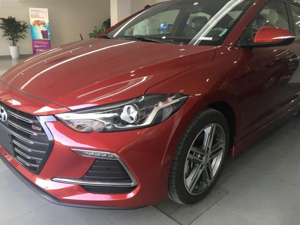 Hyundai Elantra Sport 2018 - Bán Hyundai Elantra Sport đời 2018, màu đỏ, giá chỉ 725 triệu