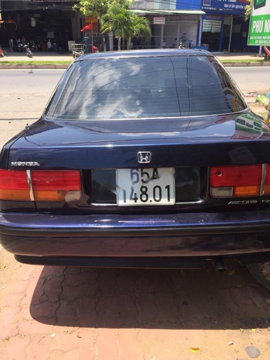 Honda Accord 2.2 MT 1993 - Chính chủ bán Honda Accord 2.2 MT sản xuất 1993, màu xanh lam, xe nhập