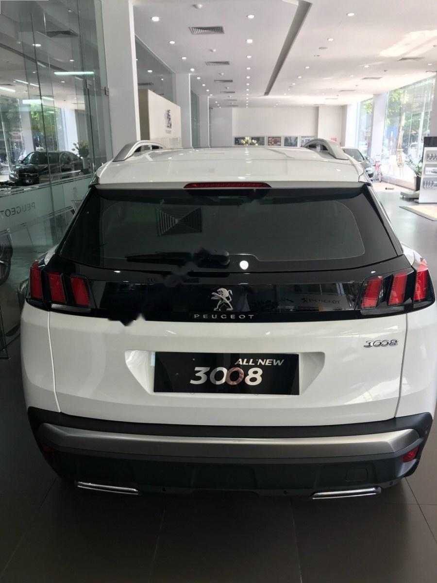 Peugeot 3008 1.6 AT 2018 - Bán ô tô Peugeot 3008 1.6 AT năm 2018, màu trắng