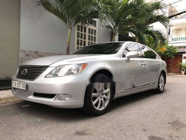 Lexus LS 2006 - Bán Lexus LS năm 2006, màu bạc, giá tốt