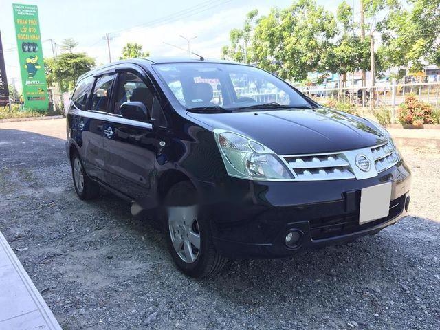 Nissan Grand livina 2011 - Cần bán xe Nissan Grand livina năm 2011, màu đen, 355 triệu