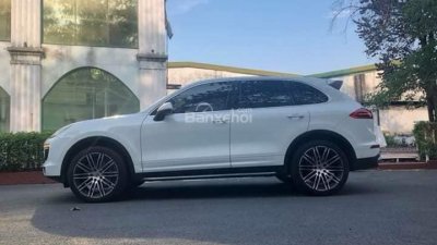 Porsche Cayenne 3.6 2016 - Bán Porsche Cayenne 3.6 2016, xe đẹp, bao test, hỗ trợ vay ngân hàng 75%