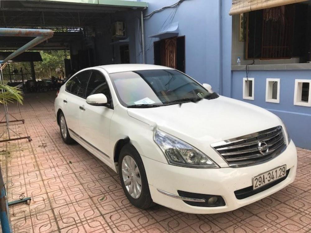 Nissan Teana 2.0 AT 2011 - Bán Nissan Teana 2.0 AT đời 2011, màu trắng, nhập khẩu, 459 triệu