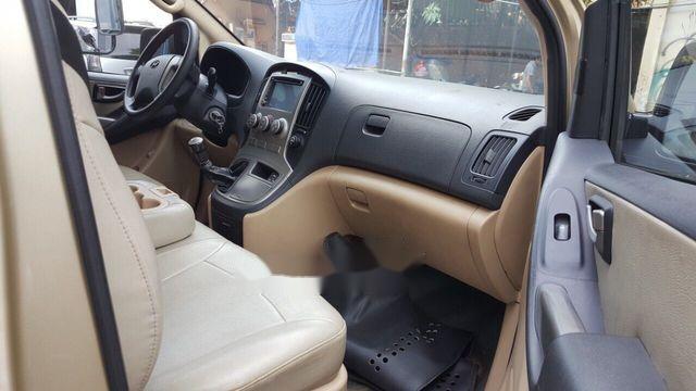 Hyundai Starex 2012 - Cần bán xe Hyundai Starex năm sản xuất 2012 số sàn giá cạnh tranh