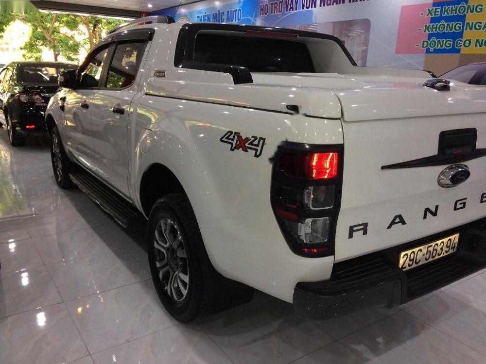 Ford Ranger Wildtrak 3.2L 4x4 AT 2016 - Bán ô tô Ford Ranger 3.2 đời 2016, màu trắng, xe nhập số tự động