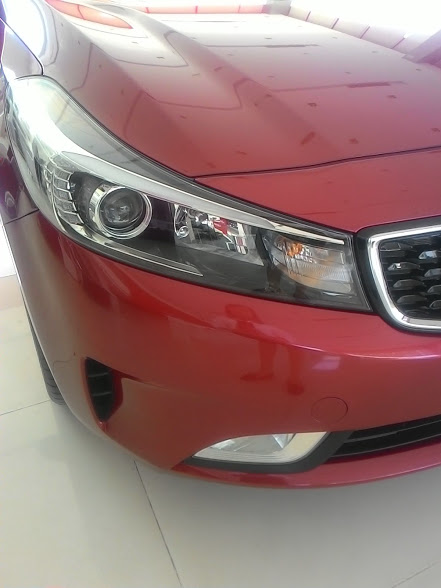 Kia Cerato 1.6AT 2018 - Bán Kia Cerato 1.6 AT, giá 589tr- hỗ trợ trả góp 80%, Ms. Hương 0938809140