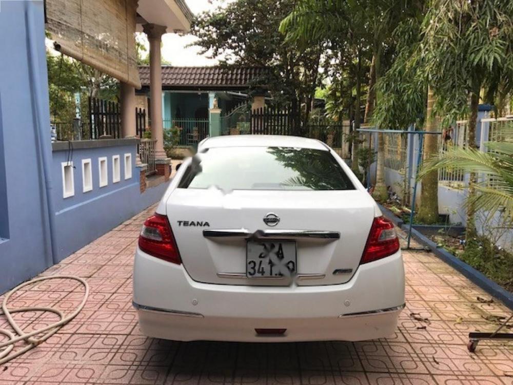 Nissan Teana 2.0 AT 2011 - Bán Nissan Teana 2.0 AT đời 2011, màu trắng, nhập khẩu, 459 triệu