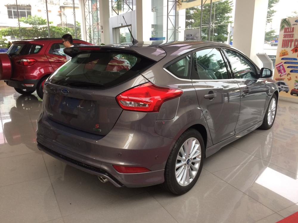 Ford Focus Trend 1.5L Ecoboost 2018 - Bán xe Ford Focus 2018, xe đủ màu, hỗ trợ mua xe trả góp có lợi