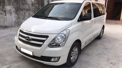 Hyundai Starex   MT  2016 - Bán ô tô Hyundai Starex MT năm sản xuất 2016, màu trắng  