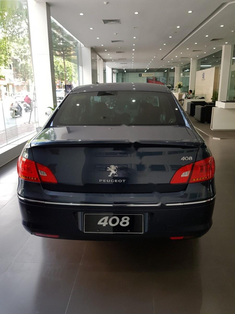 Peugeot 405 2018 - Cần bán xe Peugeot 405 đời 2018, màu xanh lam