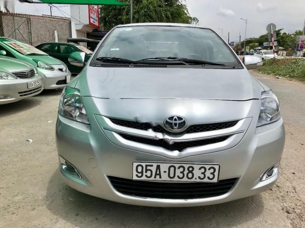 Toyota Vios 1.5E 2008 - Bán Toyota Vios 1.5E năm sản xuất 2008, màu bạc số sàn