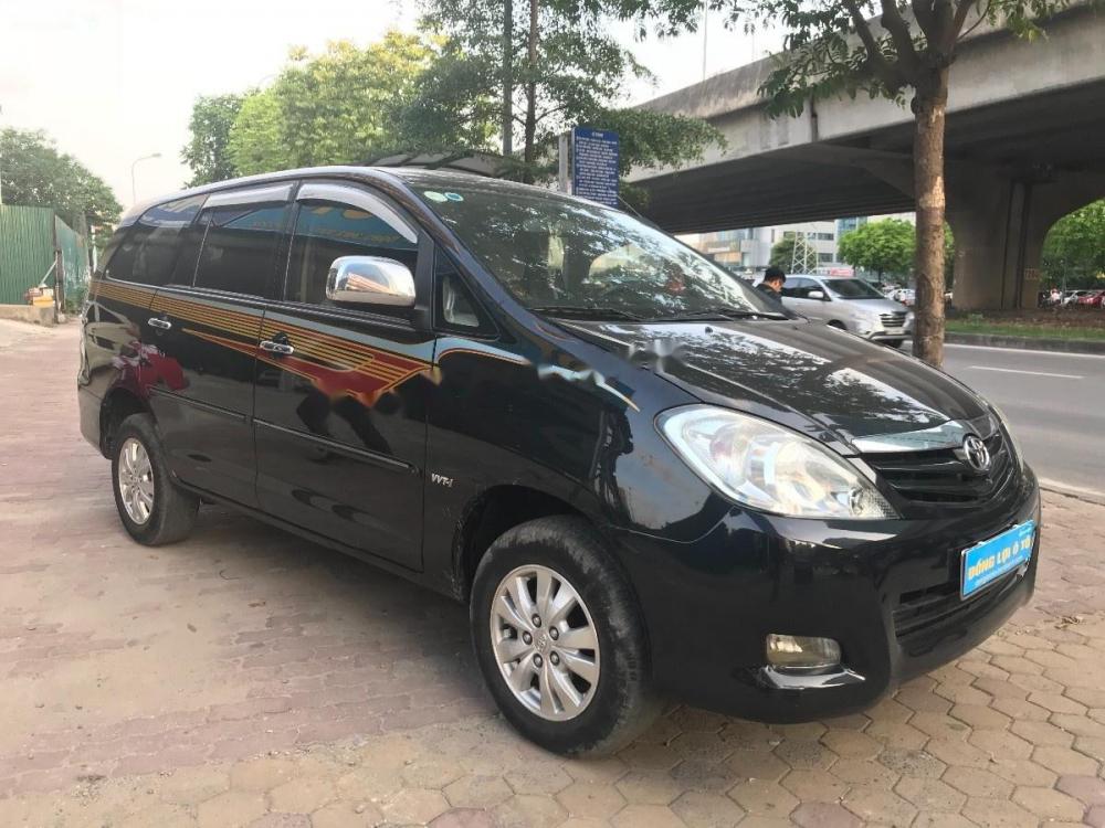 Toyota Innova G 2010 - Bán xe Toyota Innova G sản xuất 2010, màu đen chính chủ, 430 triệu