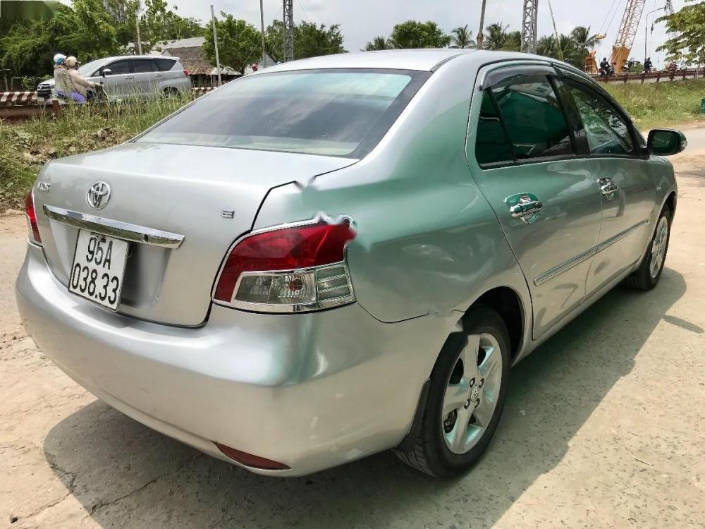 Toyota Vios 1.5E 2008 - Bán Toyota Vios 1.5E năm sản xuất 2008, màu bạc số sàn