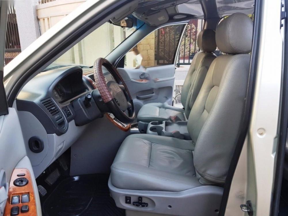 Kia Carnival GS 2.5 AT 2009 - Bán Kia Carnival GS 2.5 AT năm 2009 xe gia đình giá cạnh tranh