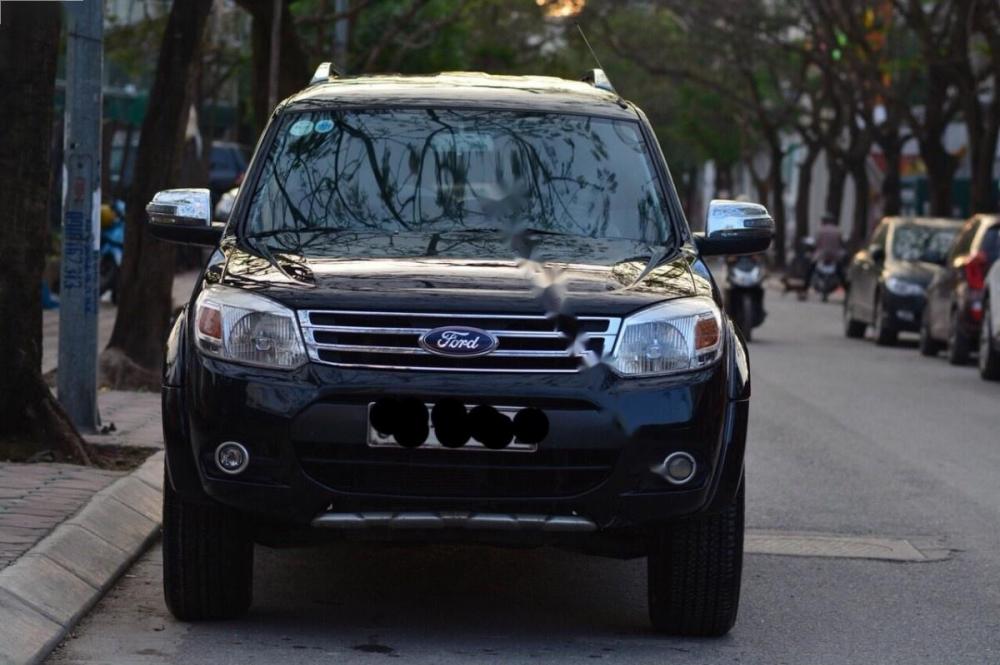 Ford Everest 2.5L 4x2 AT 2014 - Bán Ford Everest 2.5L 4x2 AT đời 2014, màu đen  