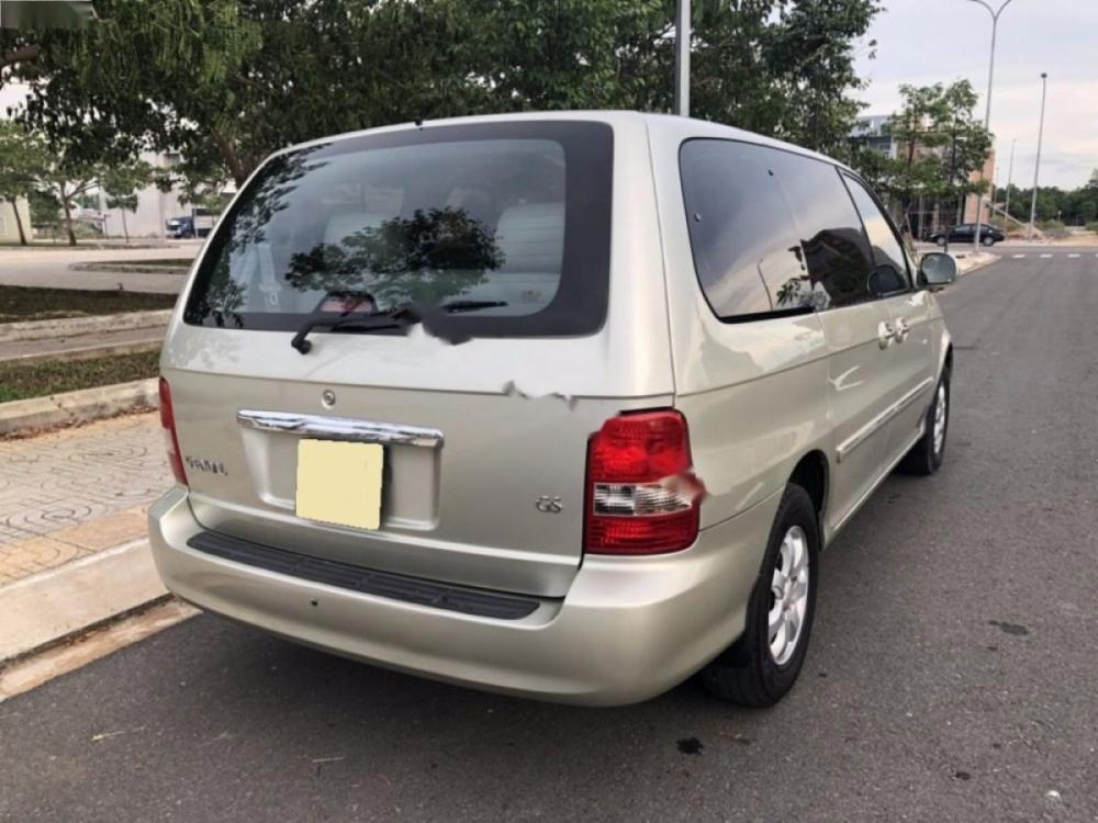 Kia Carnival GS 2.5 AT 2009 - Bán Kia Carnival GS 2.5 AT năm 2009 xe gia đình giá cạnh tranh